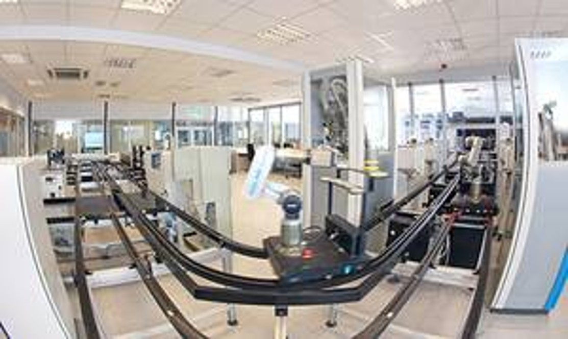 ThyssenKrupp Resource Technologies: Laborautomationssystem POLAB Shuttle