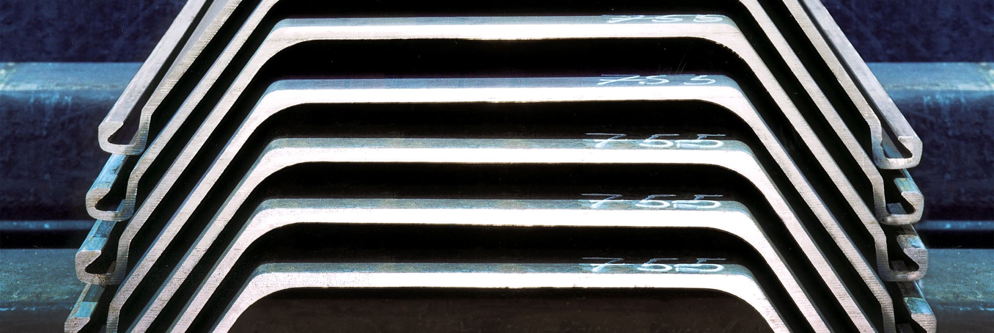 Profils laminés à chaud.