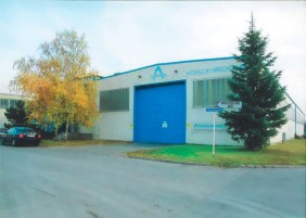 Interlux, Hirsch, Geschichte