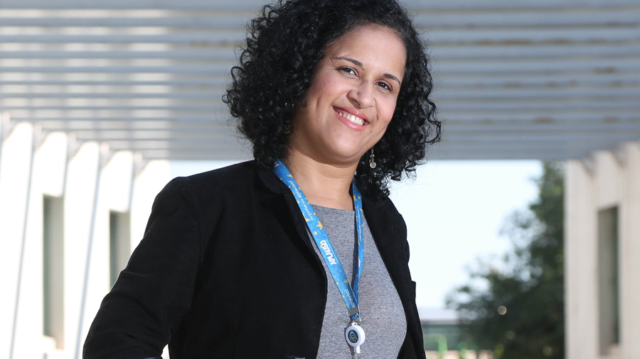 Lilian da Costa Alves - Human Resources Analyst