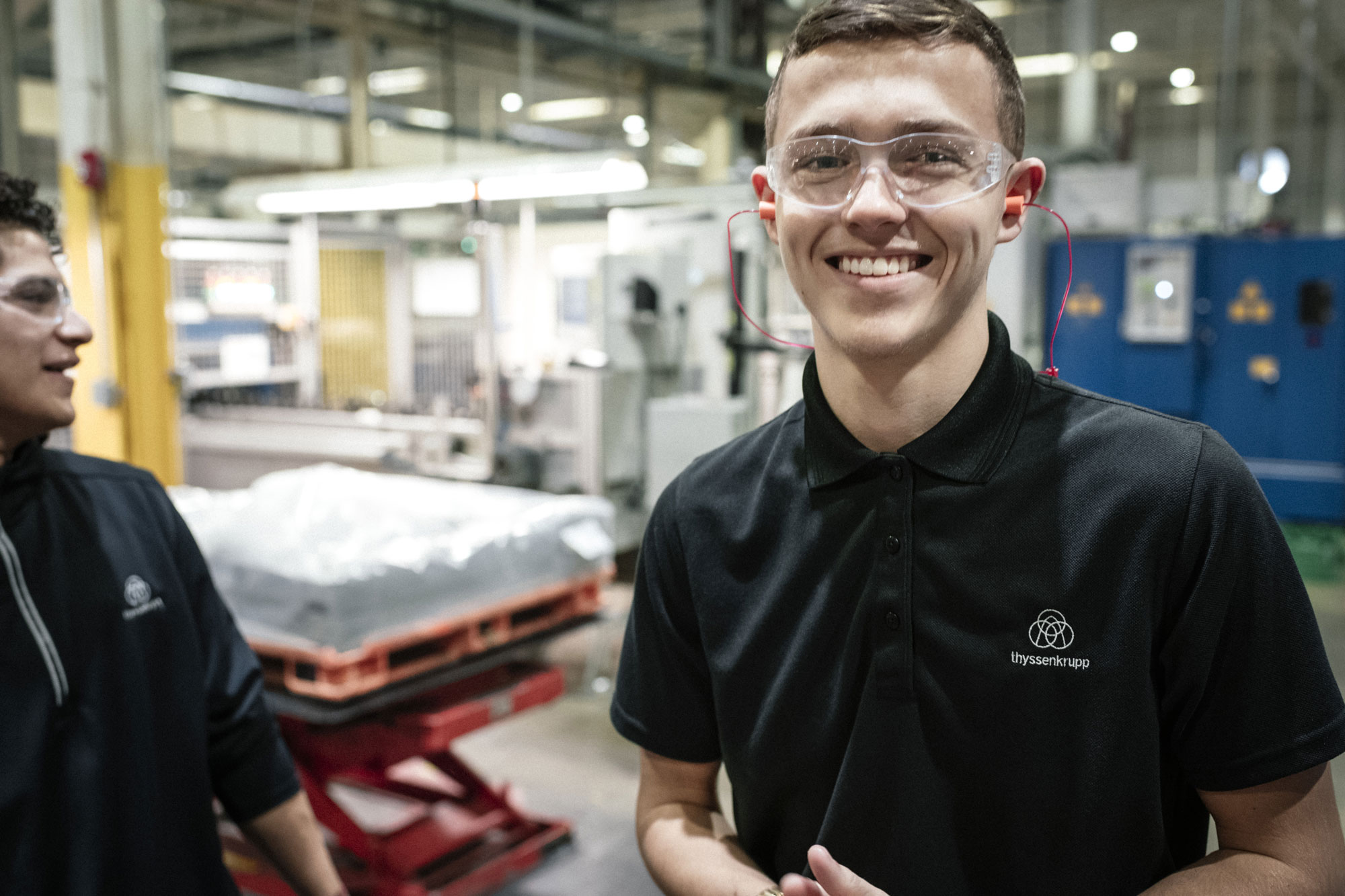 Schüler gewinnen über Praktika Einblicke bei thyssenkrupp.