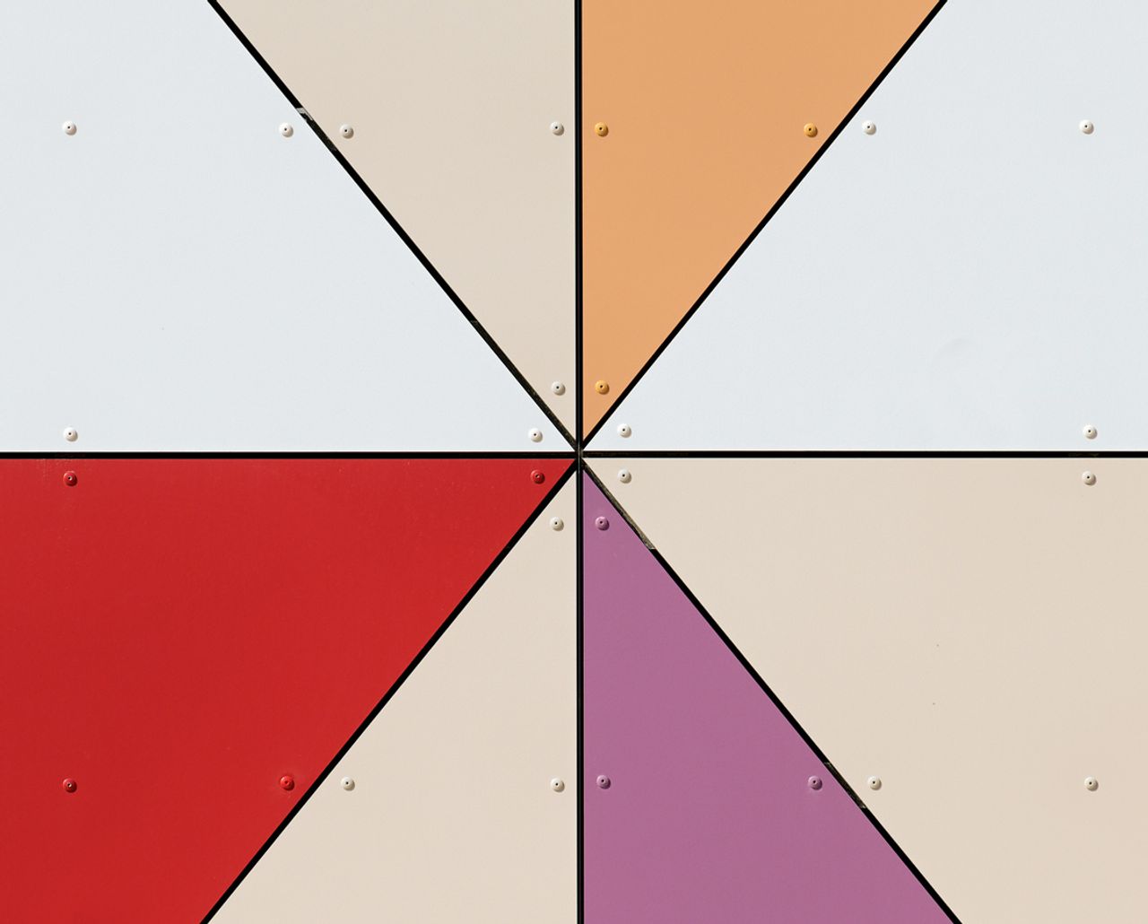 Passgenauer Zuschnitt für Trespa Meteon