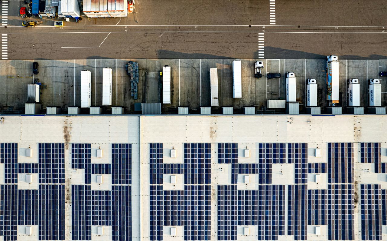 On Time Delivery Logistics Hub
