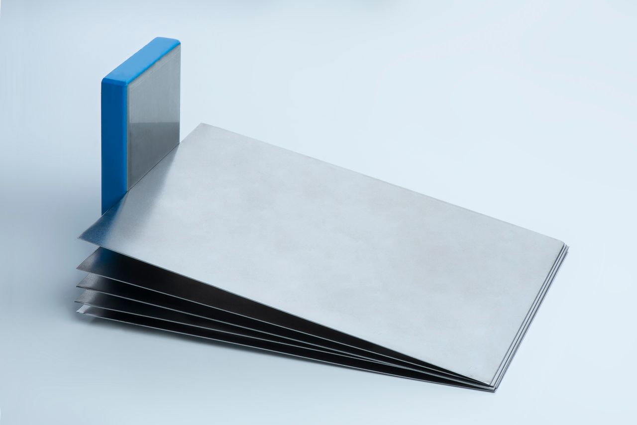 Magnetic metal sheet separator - SELOS - Experts on magnetics from