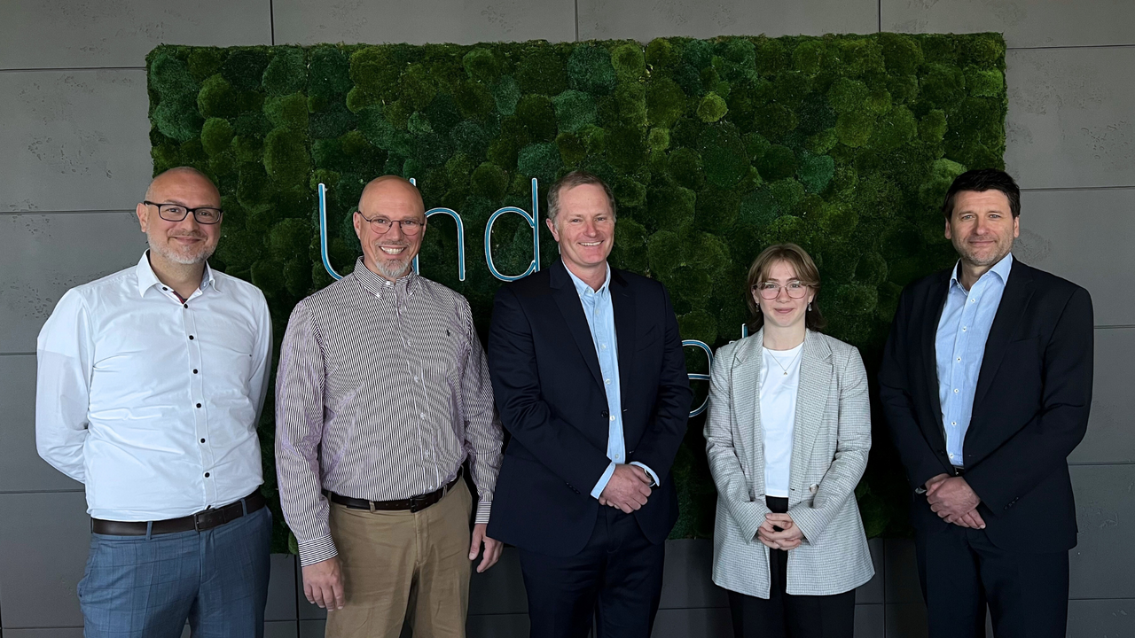 thyssenkrupp Uhde has completed the Pre-FEED (Front-End Engineering Design) phase for the Portland Renewable Fuels Project in collaboration with HAMR Energy